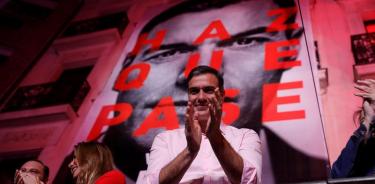 PSOE gana elecciones en España, pero necesitará pactar para gobernar
