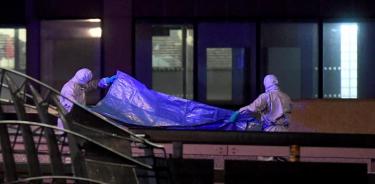 Ataque en puente de Londres; hay dos muertos y policía abate a agresor
