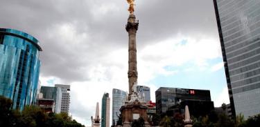 Cielo nublado y potencial para lluvias aisladas en el Valle de México
