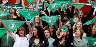 La marea verde argentina lleva a Cannes su lucha por el aborto legal