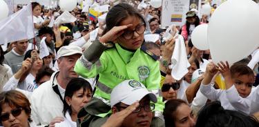 Colombia repudia el terrorismo del ELN al grito de “Yo también soy policía”