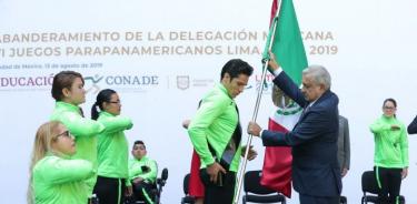 AMLO abandera delegación de atletas Parapanamericanos