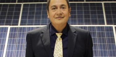 Renuncia Luis González Quijano, titular de Energías Renovables