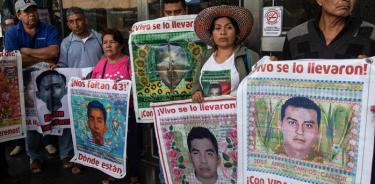Crean Unidad Especial de Investigación del caso Ayotzinapa
