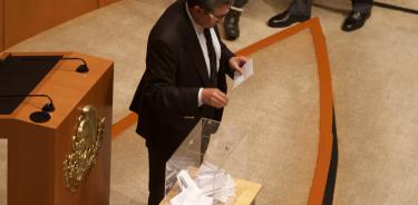 Con video y lista en mano, acusa PAN robo en elección de la presidencia de la CDNH