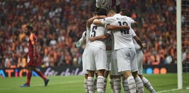 Con tanto de Mauro Icardi, PSG gana 1-0 al Galatasaray