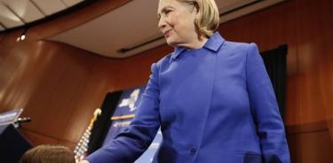 “Pidió ayuda al extranjero para ganar una elección. Otra vez”: Hillary Clinton