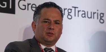 Se investiga a 50 empresas por Estafa Maestra: Santiago Nieto