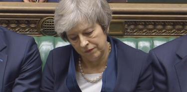 Humillante derrota del brexit de May en el Parlamento agudiza la crisis