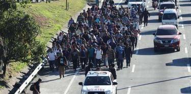 Se forma nueva caravana de migrantes salvadoreños