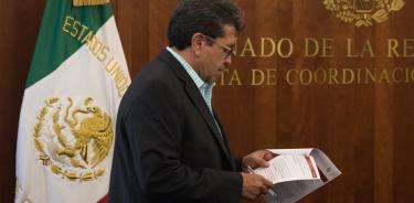 Grave e inusitada renuncia de Medina Mora: Monreal