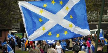 Escocia presiona por independencia tras rechazo aplastante al brexit