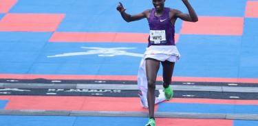 Keniata Ducan Maiyo conquista el Maratón de la CDMX