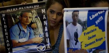 “Católicos revolucionarios” avisan que no permitirán que caiga Daniel Ortega