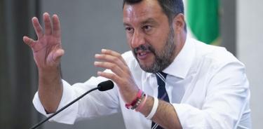 Italia multará hasta con 1 millón de euros a las ONG que rescaten migrantes