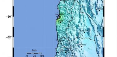 Sismo en norte de Chile deja dos muertos y provoca masiva evacuación