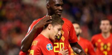 Bélgica golea y se clasifica a la Eurocopa