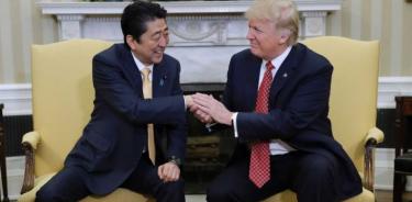 Shinzo Abe nominó a Trump a Nobel porque el gobierno de EU se lo pidió