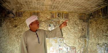 Egipto presenta tumbas restauradas de sacerdote y escribano cerca de Luxor