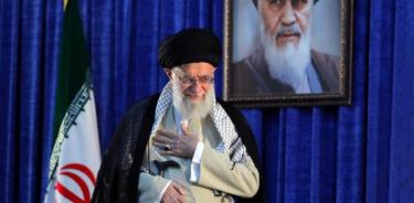 Trump sanciona al líder supremo iraní y lanza amenaza