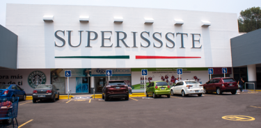 Segalmex firma convenio con Issste para vender en tiendas de SuperIssste