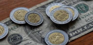 Dólar se vende en 19.95 pesos en bancos capitalinos