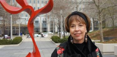 Muere la escultora y académica Yvonne Domenge
