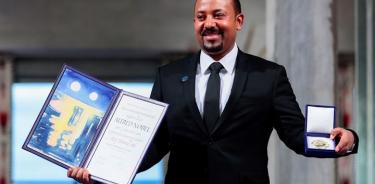 El primer ministro de Etiopía recibe en Oslo el Nobel de la Paz