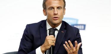 Macron habla con Rohaní para evitar una 