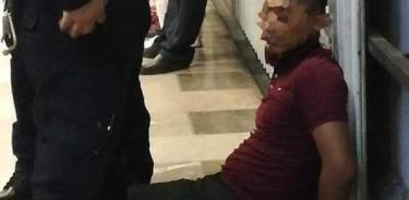 Hombre riñe con jefe de estación y lo mata en Metro San Cosme