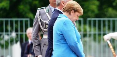 Sufre Merkel otro episodio de temblores