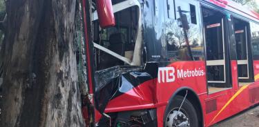 14 heridos deja choque de unidad del Metrobús en Insurgentes