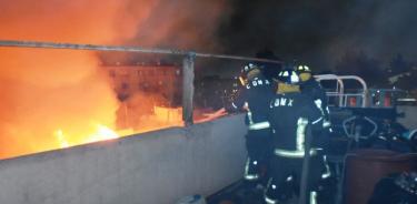 Se incendia tienda en la colonia Morelos