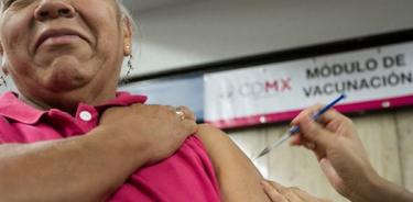 Aplicará IMSS casi 11 millones de vacunas contra la influenza