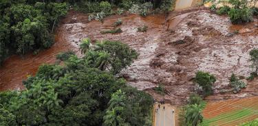 Vertido minero en Brasil deja ya 34 muertos y 296 desaparecidos