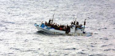 Naufragio en costas italianas deja 20 migrantes desaparecidos