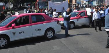 Taxistas amagan con paro y bloqueos en CDMX