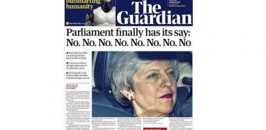 May ofrece su cabeza, a cambio de que el Parlamento apruebe su brexit