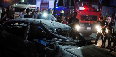 Atentado con coche-bomba causa 20 muertos y 47 heridos en El Cairo