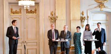 Integrante de Comité del Nobel de Literatura renuncia por premio a Handke