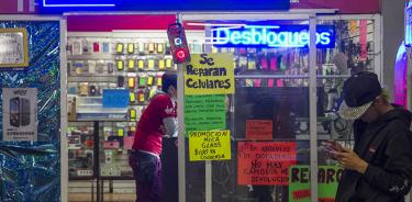 Detectan venta de celulares robados en 127 tianguis