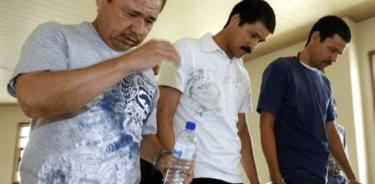 Repatrian a mexicanos tras librar sentencia de muerte en Malasia