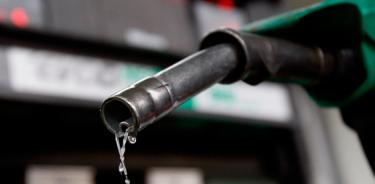 Empresas privadas duplican importaciones de gasolina a México