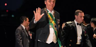 Bolsonaro: el Ejército está listo para frenar revuelta al estilo chileno