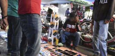 Inician operativos contra venta de celulares robados, bebidas embriagantes y medicamentos en el tianguis