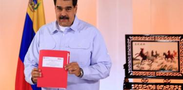 Maduro denuncia bloqueo naval comercial y aéreo contra Venezuela