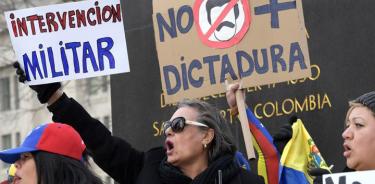 Trump desafía a Maduro y se niega a retirar a su personal diplomático