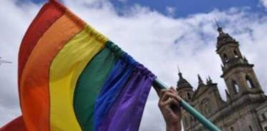 Sínodo de obispos recomienda aceptar en la Iglesia a los homosexuales