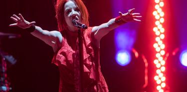 Garbage y Blondie muestran el poder femenino del rock