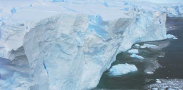 Alerta ESA sobre debilitamiento de dique de seguridad de la Antártida